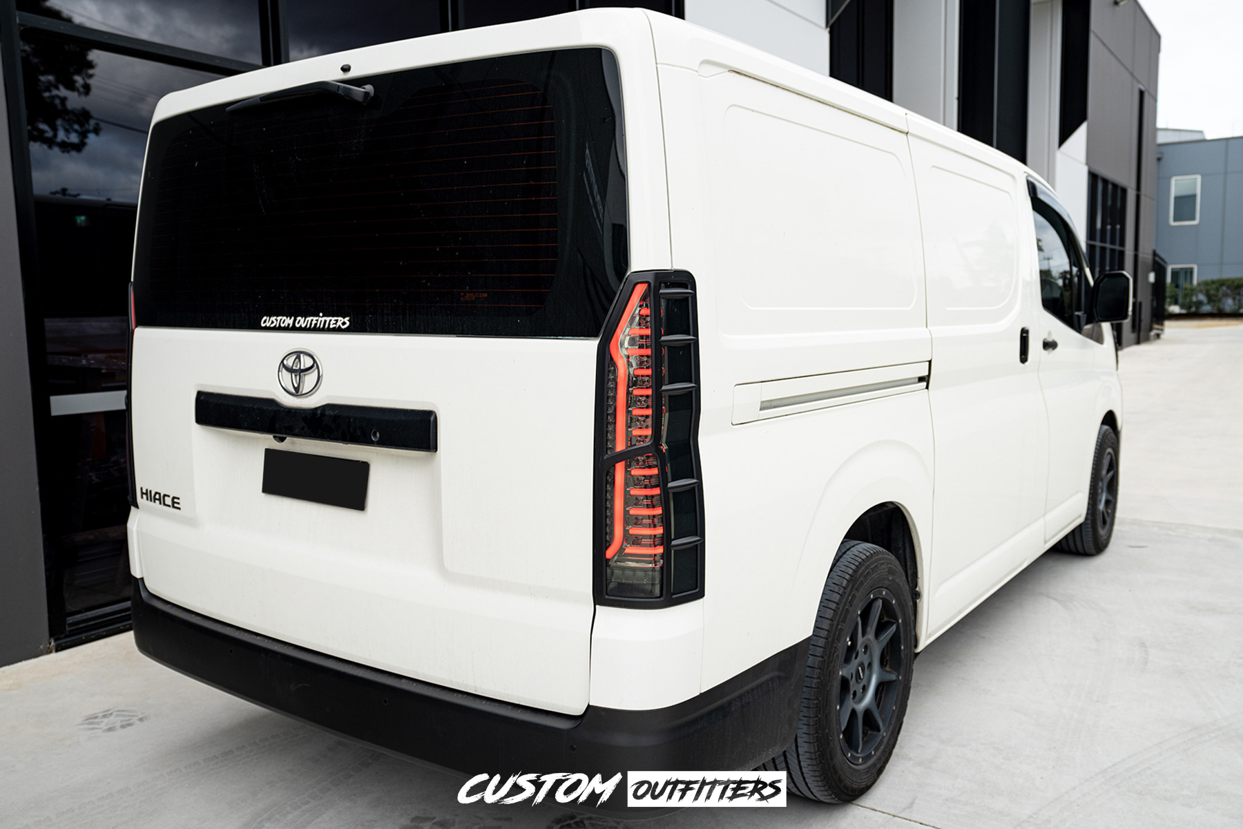 Toyota Hiace LWB Build