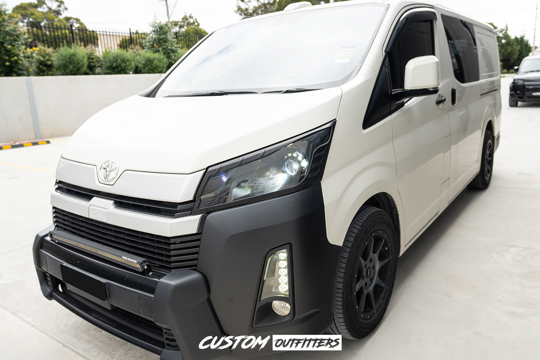 Toyota Hiace LWB Build