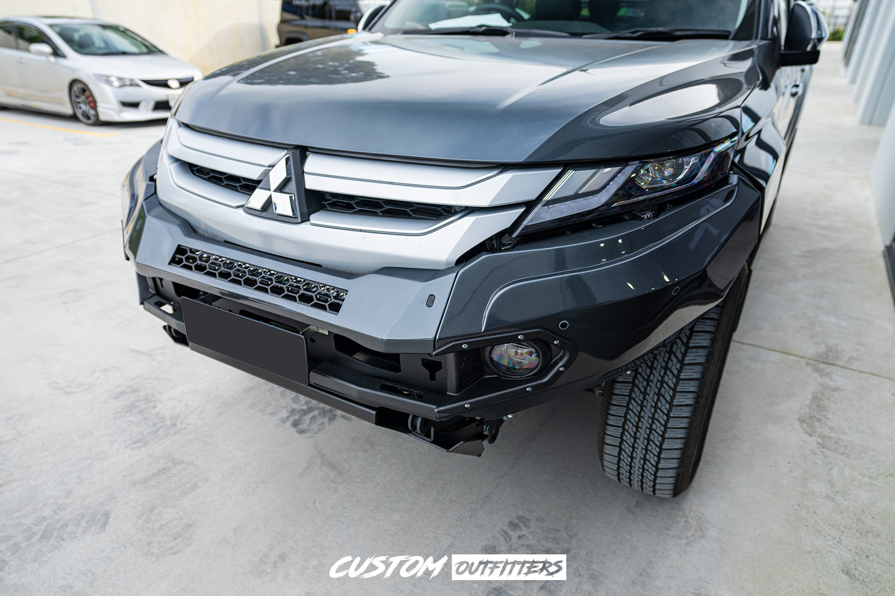 Mitsubishi Triton MR Build