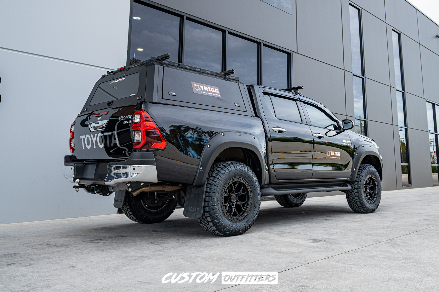 Toyota Hilux SR5 Build