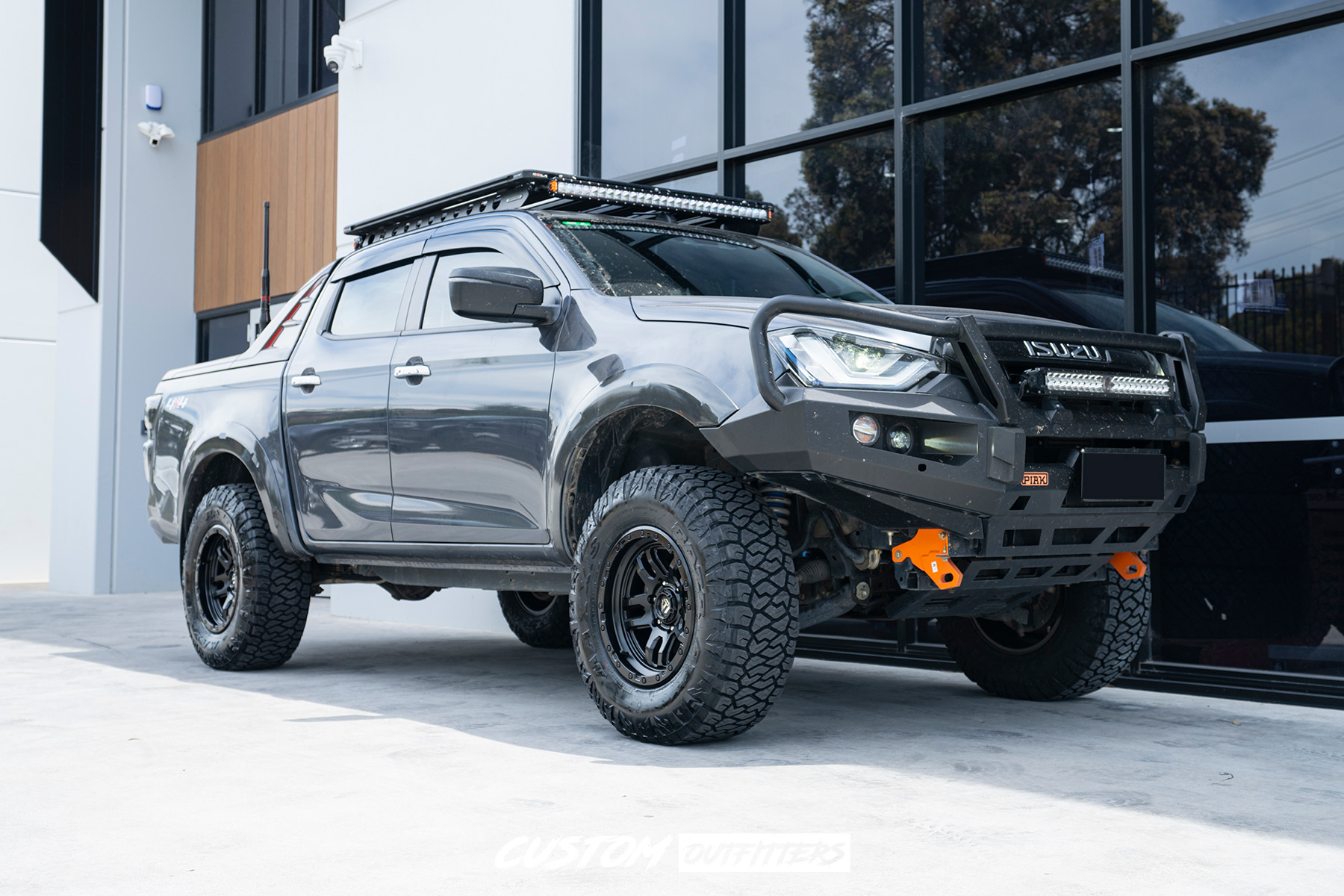 Isuzu Dmax XTerrain Build