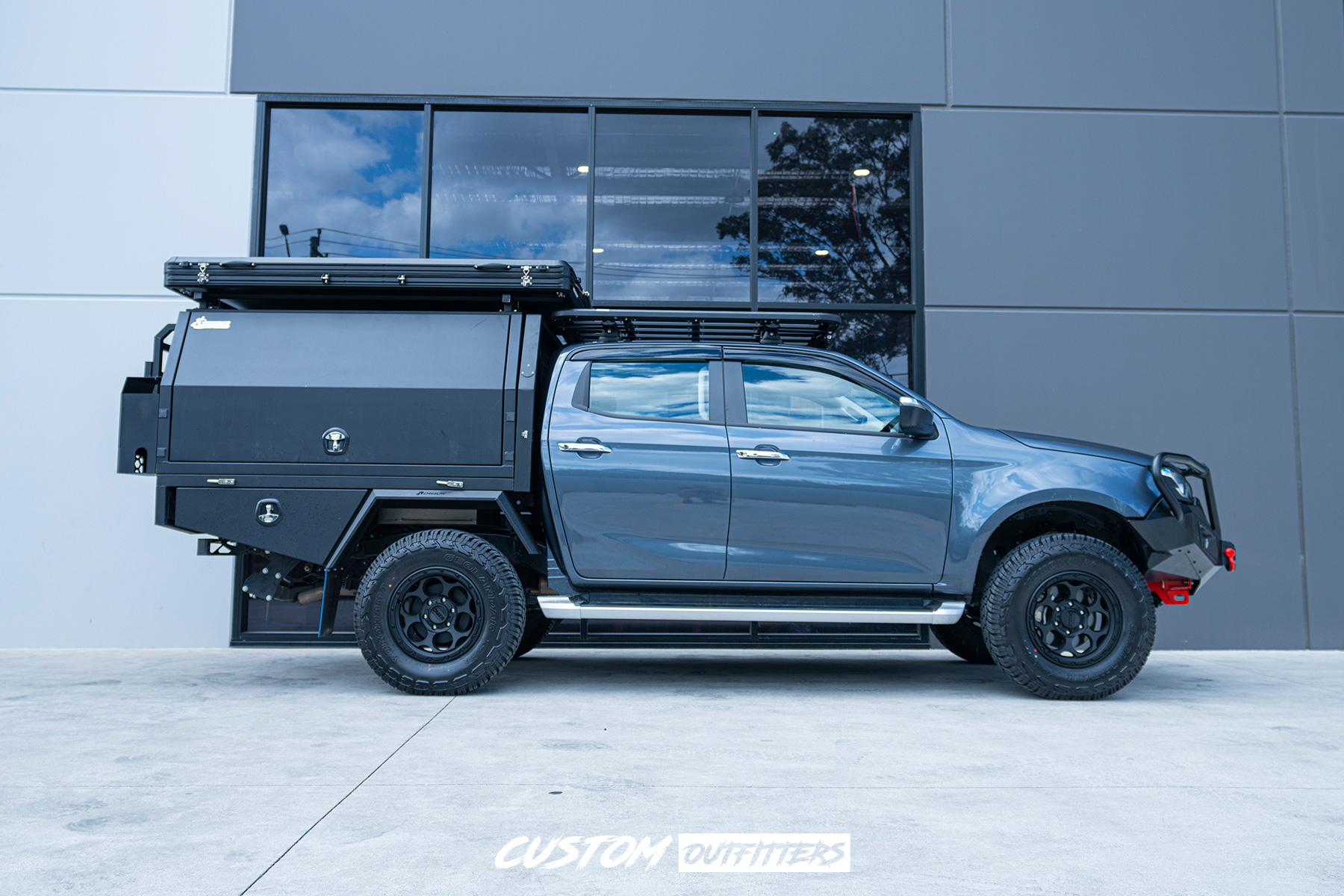 Isuzu Dmax Build