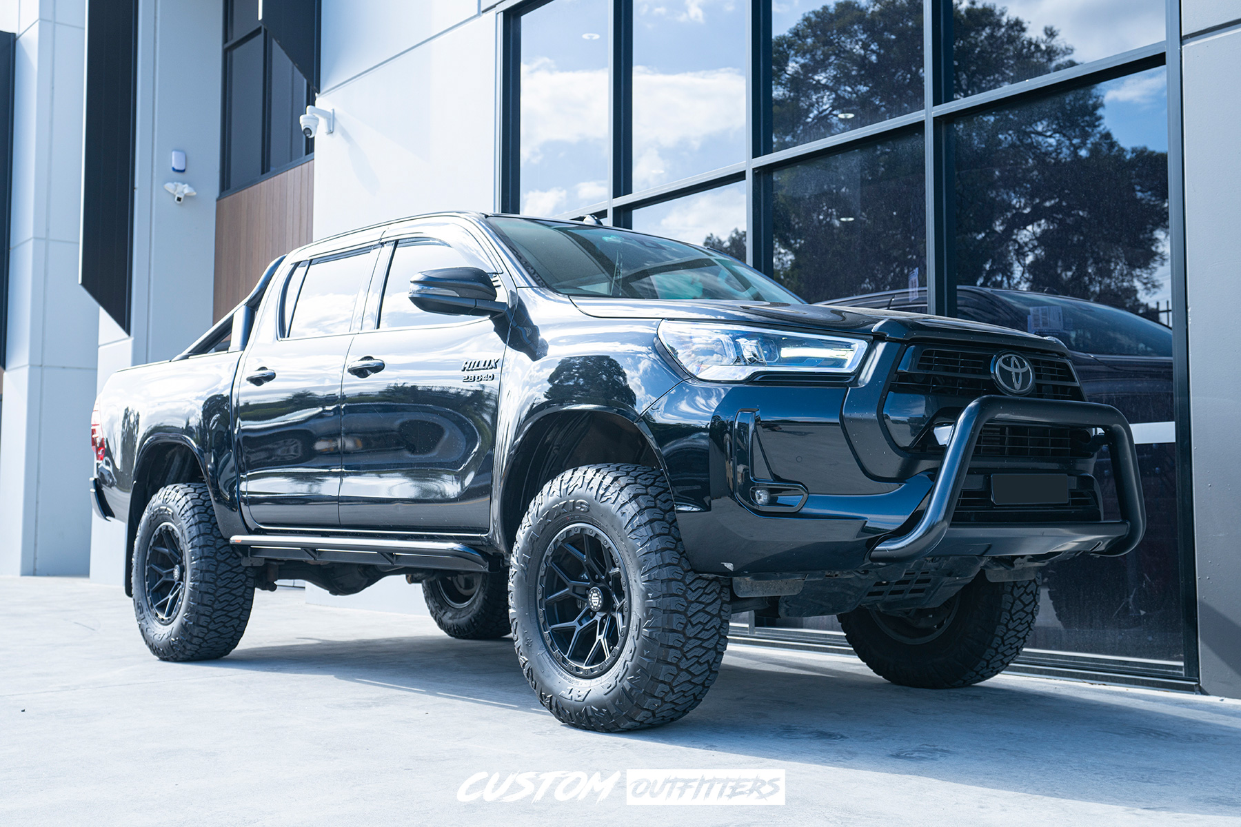 Toyota Hilux SR5 Build