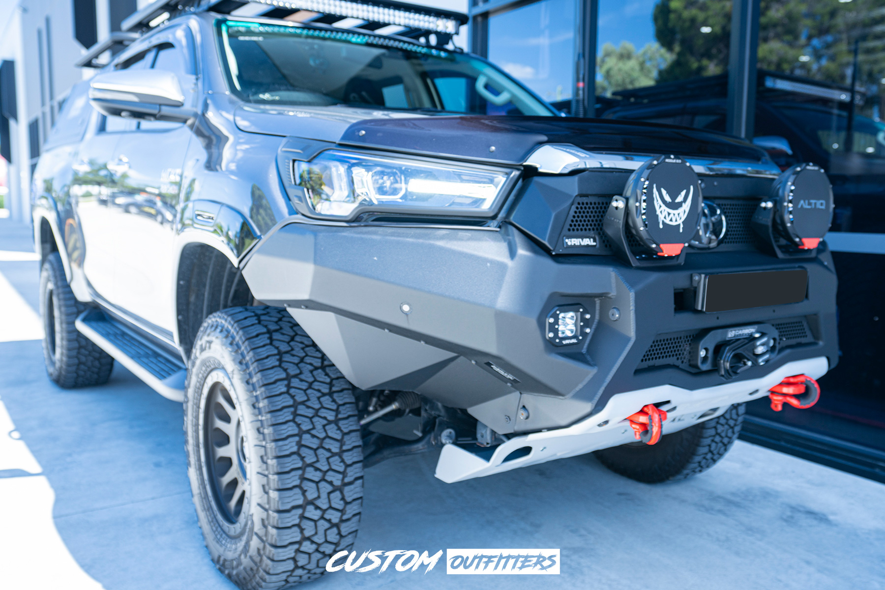 Toyota Hilux SR5 Build