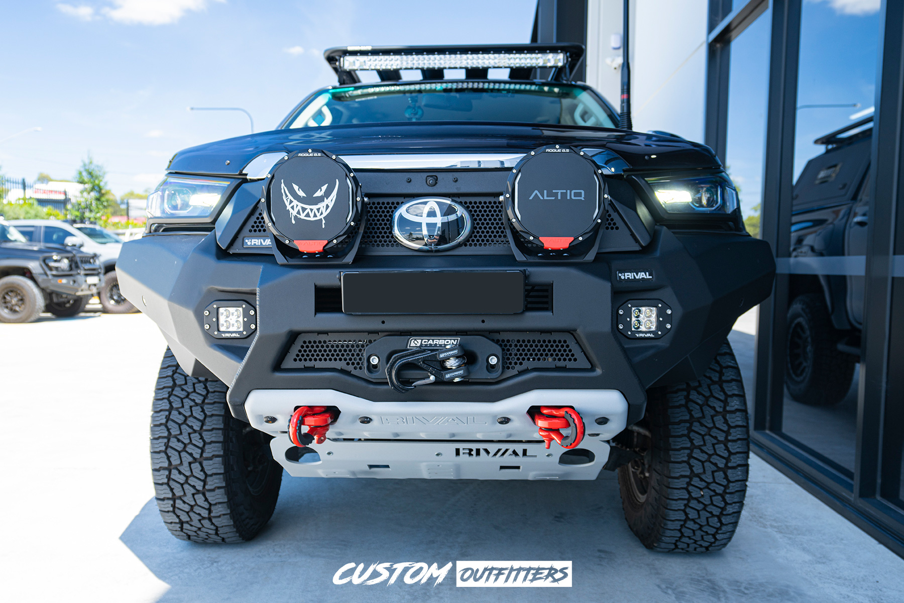 Toyota Hilux SR5 Build