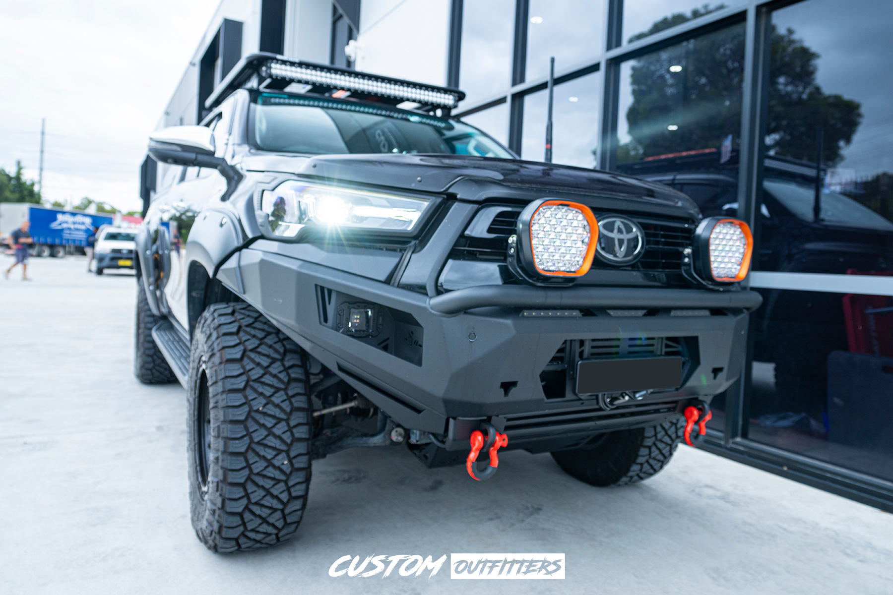 Toyota Hilux SR5 Build