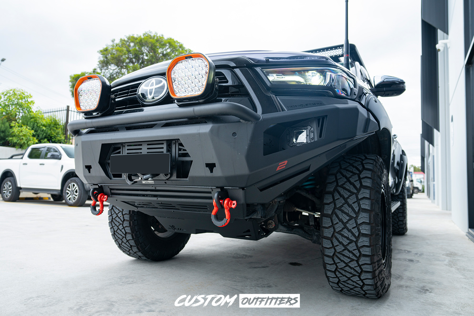 Toyota Hilux SR5 Build